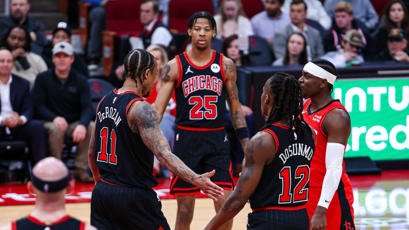 The Bulls' Tre Jones Shines in Rockets' 119-113 Victory