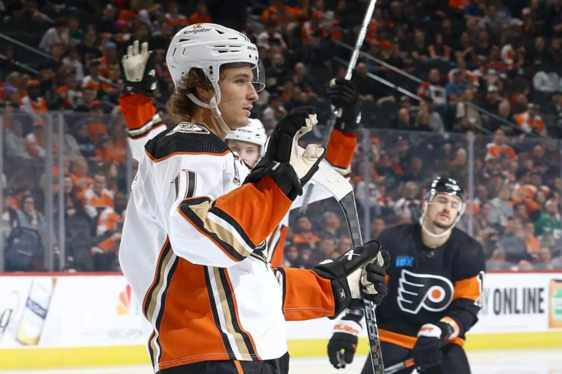 Trevor Zegras: A Thrilling Night for the Philadelphia Flyers Against the Anaheim Ducks