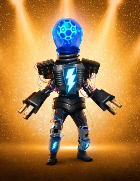 Alexi Lalas Unmasked as High Voltage on 'The Masked Singer'