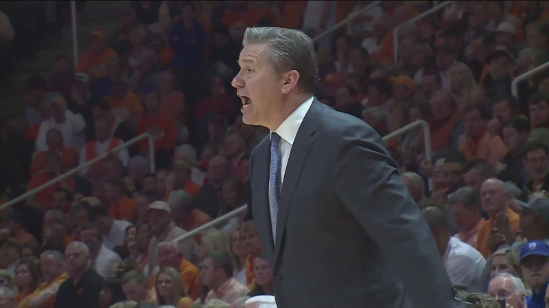 Arkansas Basketball Coach John Calipari: Leading the Razorbacks to Victory