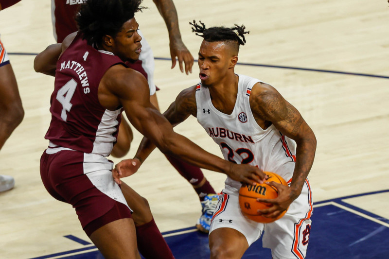 Auburn Basketball Secures Victory Against Mississippi State in SEC Tournament