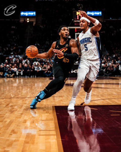 Cavaliers vs. Magic: Donovan Mitchell's Stellar Performance Leads Cavaliers to Victory