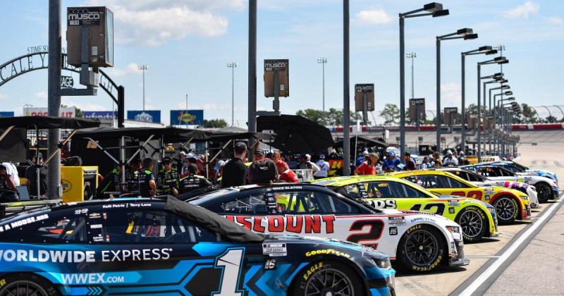 The Darlington Race Today: A Thrilling Day for NASCAR Fans