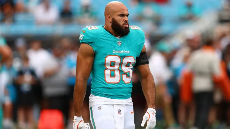 New England Patriots Bolster Roster with Free Agency Signings: Julian Hill and Mike Brown