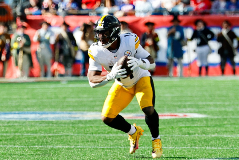 Kenneth Gainwell: The Rising Star in NFL