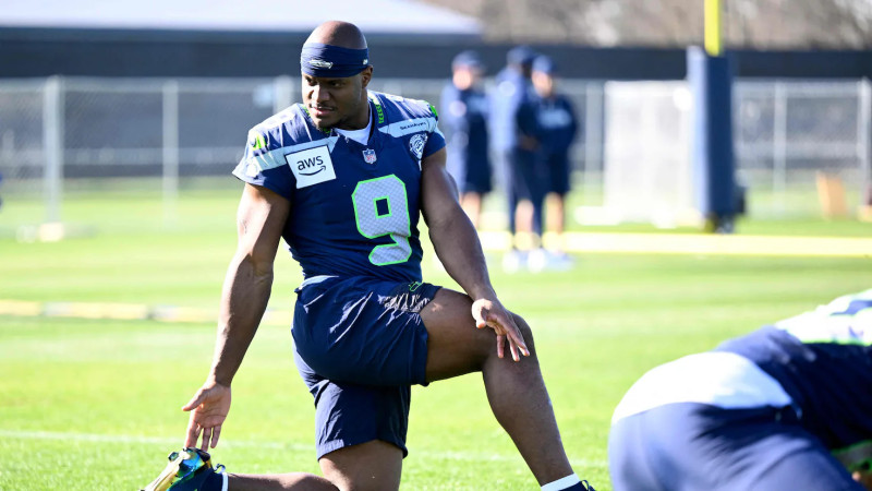 Super Bowl MVP Kenneth Walker III Joins Chiefs in Record-Setting Deal