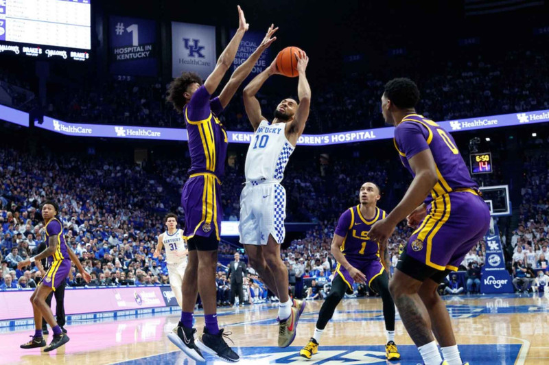 The Kentucky Wildcats Secure a Thrilling Victory Over LSU in the SEC Tournament Opener