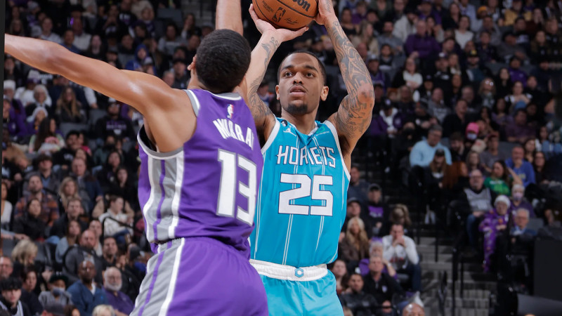 Charlotte Hornets Host Sacramento Kings in Crucial NBA Showdown