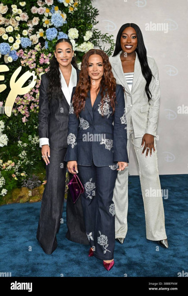 A New Era in Basketball Leadership: Andraya Carter's Rise to Influence