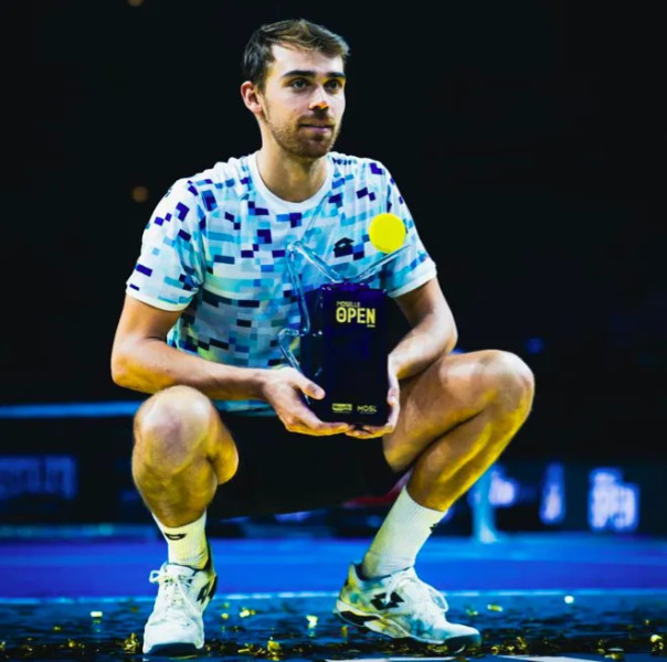 Tennis Star Benjamin Bonzi's Intense Battle in Madrid