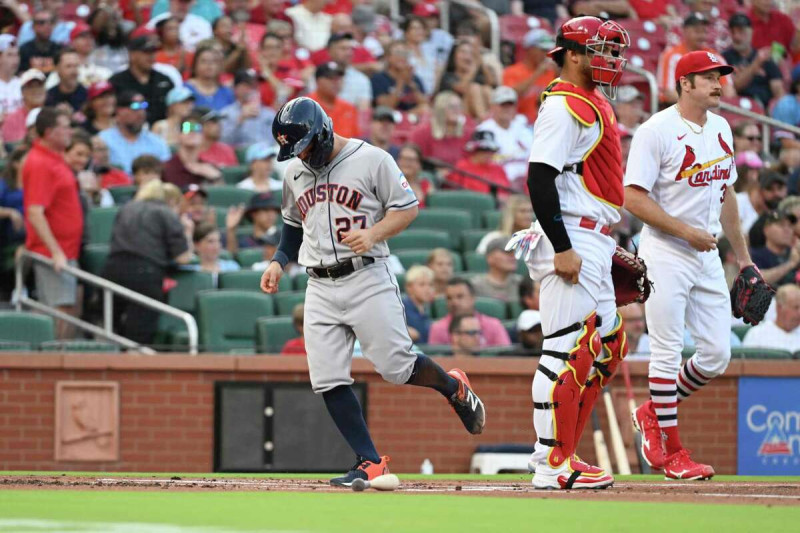St. Louis Cardinals vs. Houston Astros: A Thrilling Series Opener