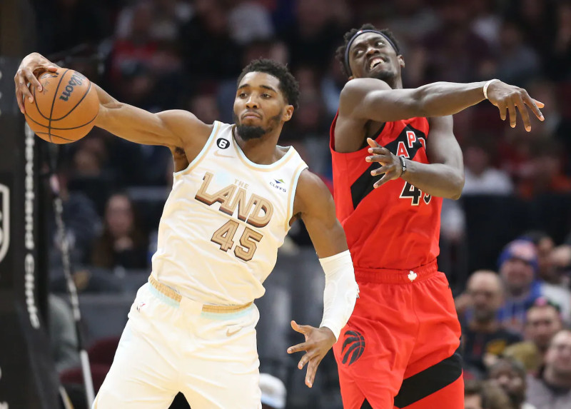 Cavs vs Raptors: A Fight to the Death