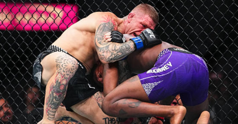 Chris Duncan Emerges Victorious in Epic Battle Against Renato Moicano
