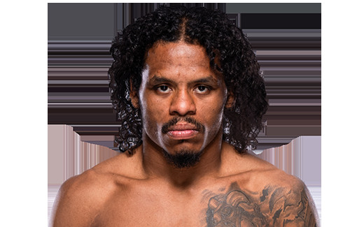 Chris Padilla Edges Out MarQuel Mederos in Lightweight Brawl