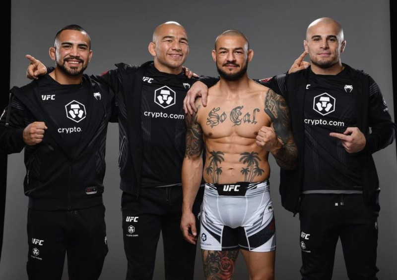 Cub Swanson's Emotional Swansong: A Retirement Knockout