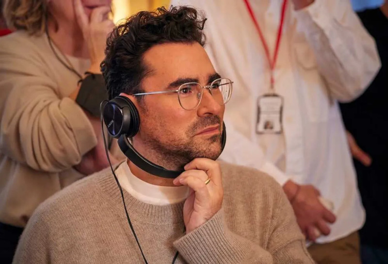 Dan Levy Keeps the Fun Coming with Netflix Comedy ‘Big Mistakes’