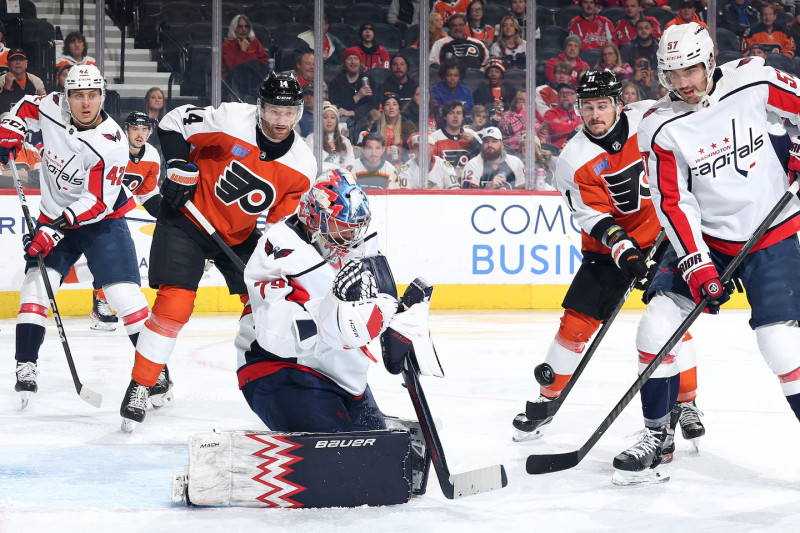 The Flyers' Stunning Comeback: A Clash of Titans
