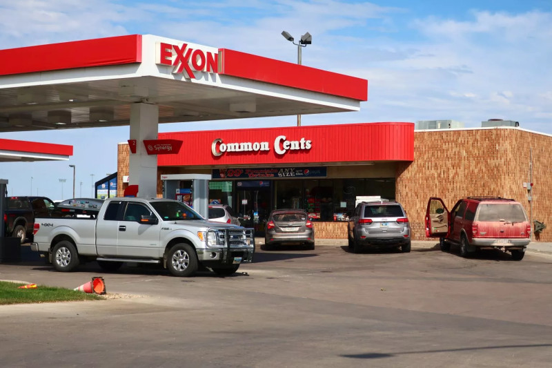 Navigating the Open Road: Your Ultimate Guide to Finding a Gas Station Near Me