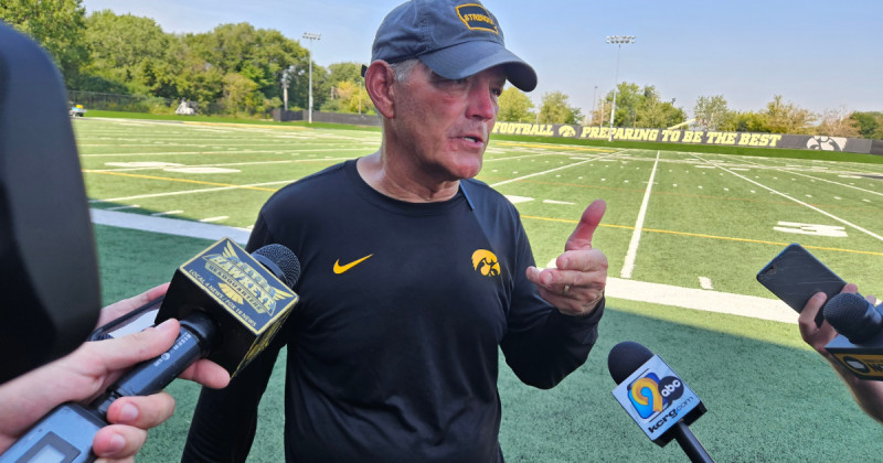 Cade McNamara and Kirk Ferentz Navigating Turmoil in Iowa Football Season