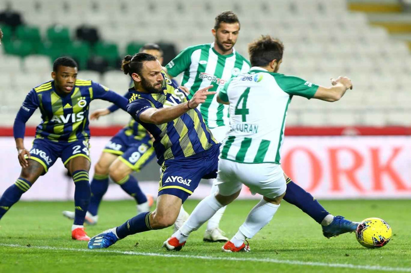 Fenerbahçe vs Konyaspor: A Battle for Turkish Football Glory