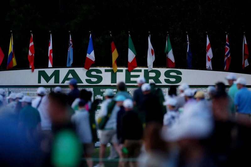 A Tense Second Round at Augusta: Masters Standings in the Balance