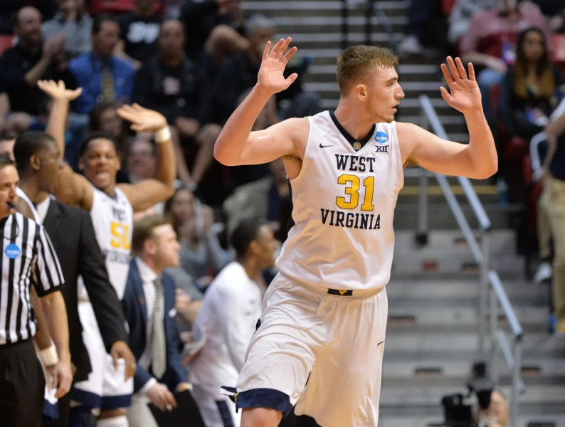 Stanford vs. West Virginia: A Thrilling Showdown in the College Basketball Crown