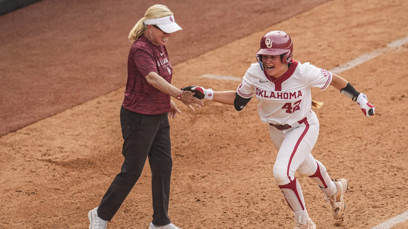 Texas Softball Clashes with Oklahoma: A Rivalry Renewed