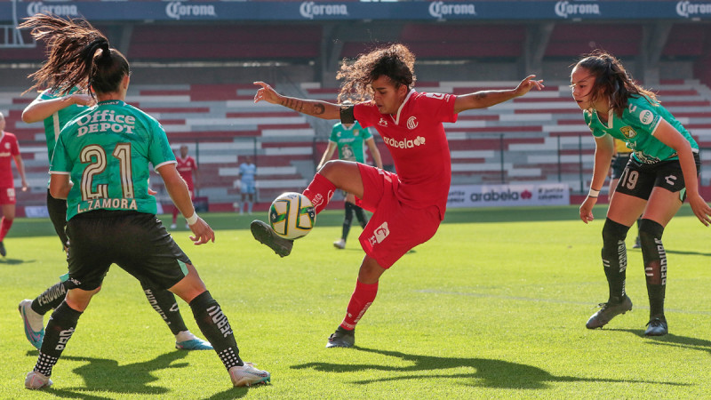 Toluca's Late Night Showdown with León: A Must-Watch Liga MX Match