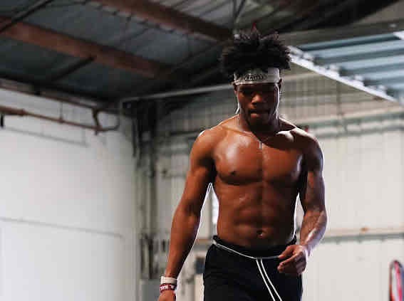 The Lightning Fast Zavion Thomas Creates Buzz at the 2026 NFL Draft