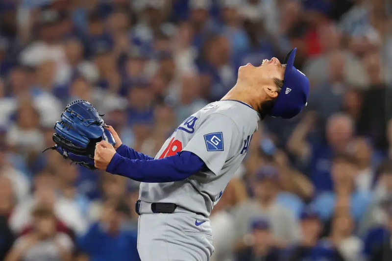 Dodgers vs Astros: A Tight Battle and How to Watch