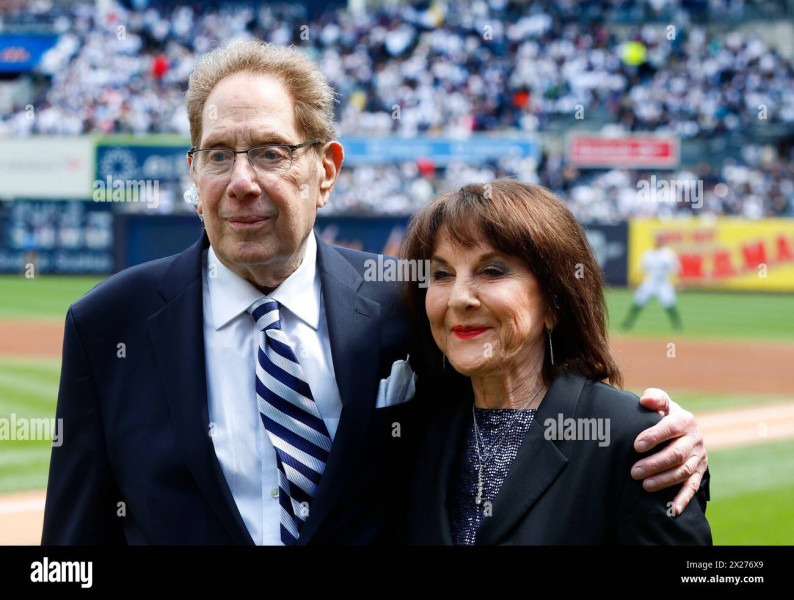 The Unforgettable Legacy of John Sterling: A Voice that Defined a Generation of Yankees Fans