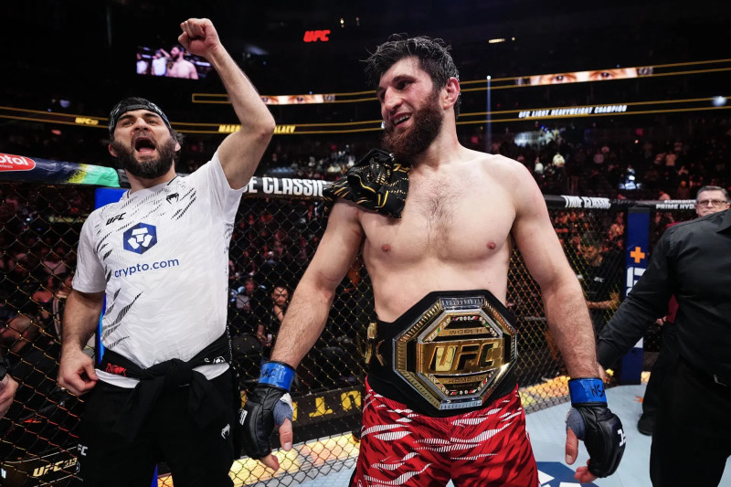 Carlos Ulberg Conquers UFC Light Heavyweight Title