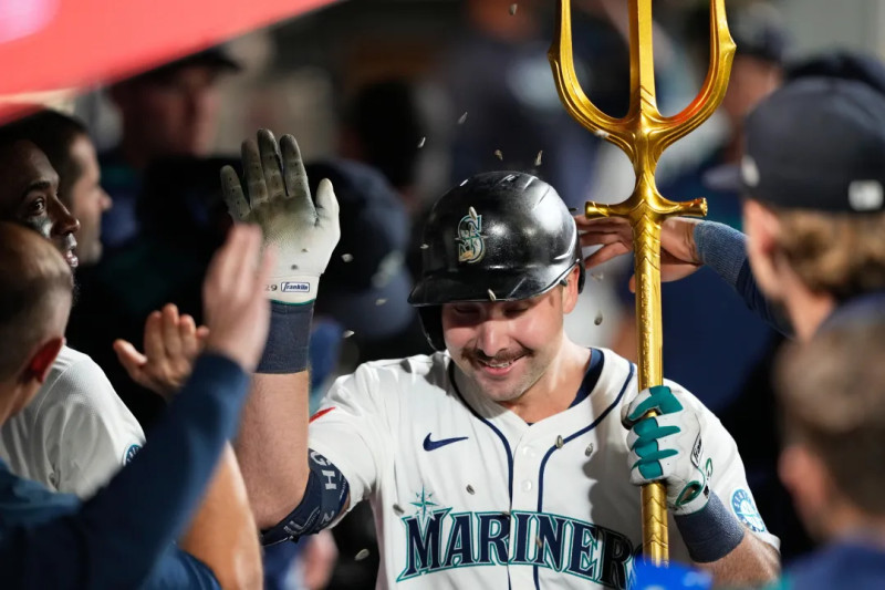 The Mariners' Injury Woes: Cal Raleigh Out for Today’s Game