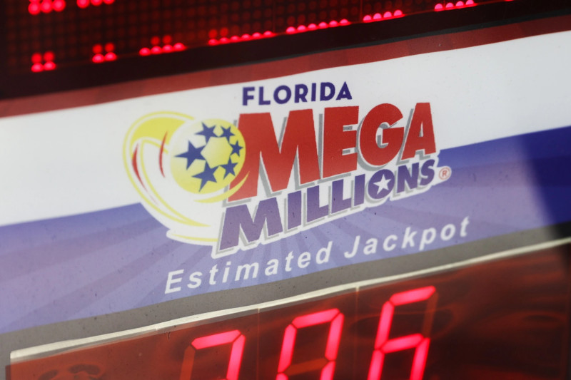 Florida Fortune: Mega Millions Jackpot Wins $800 Million Night