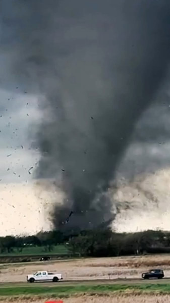 New Jersey Braces as Tornado Warnings Rattle the Skies