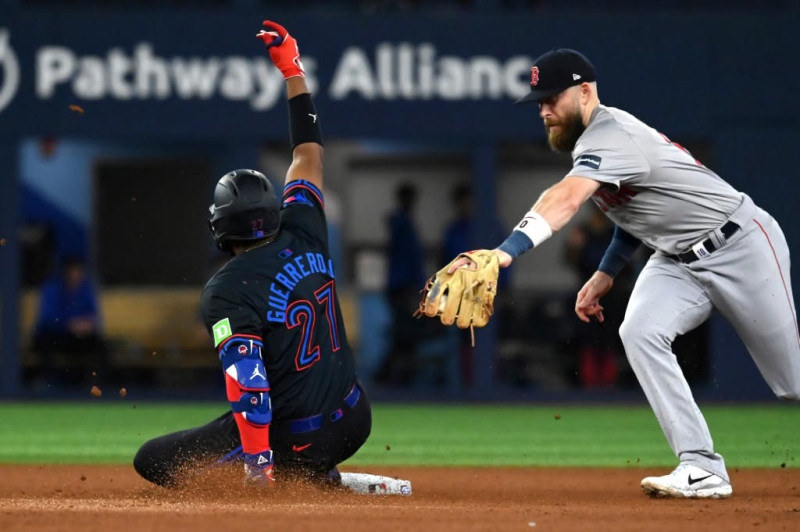 Seigler's Stellar Performance Leads Red Sox to Win Over Blue Jays
