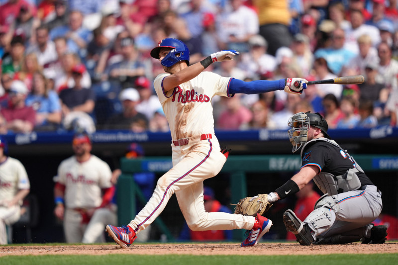The Battle Heats Up as Phillies and Marlins Clash