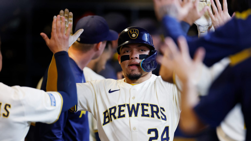 The Brewers' score in today's game is a mirror of what's happening on the field in MLB