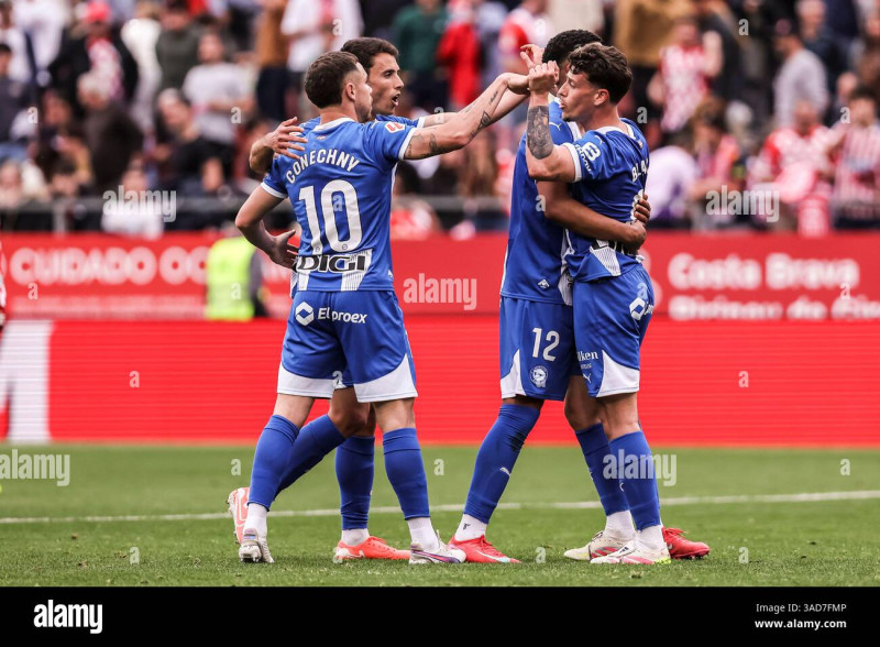 Alavés Triumphs in La Liga Opener with Impressive 3-0 Win