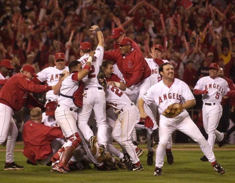 Angels poised to clinch series win over Rangers