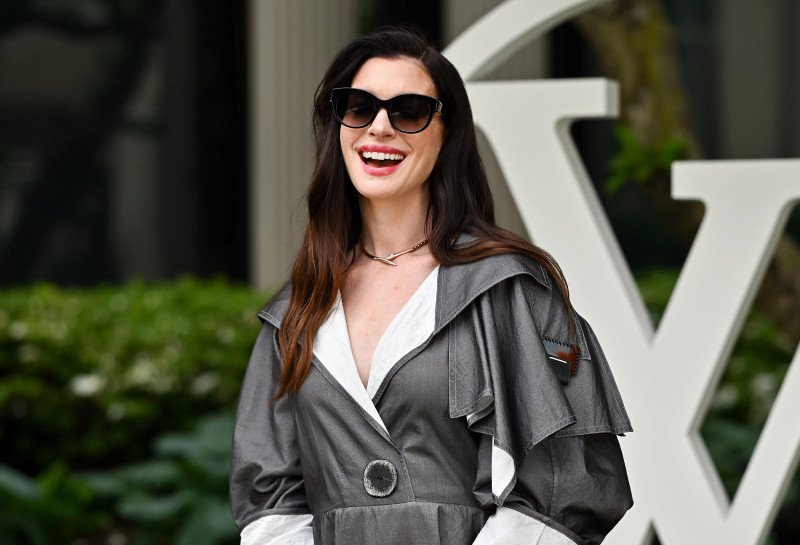Anne Hathaway Makes a Stunning Debut at 'The End of Oak Street' Premiere