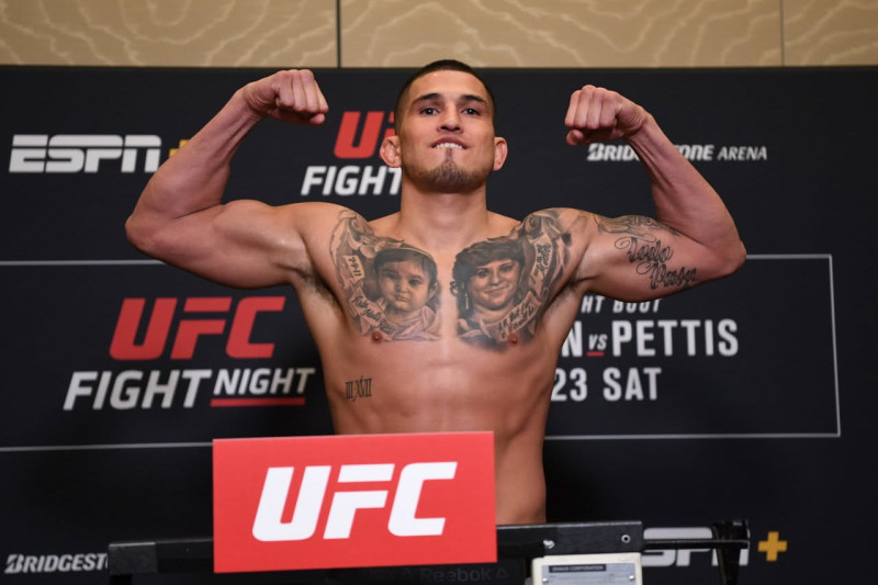 Anthony Wint's Knockout Performance Earns UFC Contract