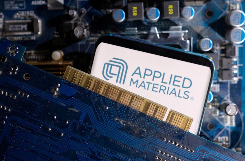 Applied Materials Stock Plunges amid Manufacturing Glitches