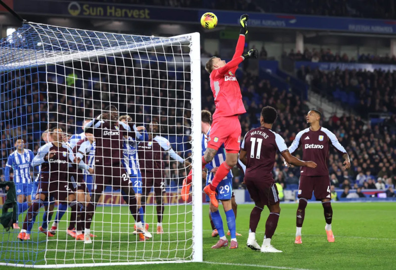 Aston Villa's Season Kickoff Collapse: Brighton’s Dominant 4-0 Victory