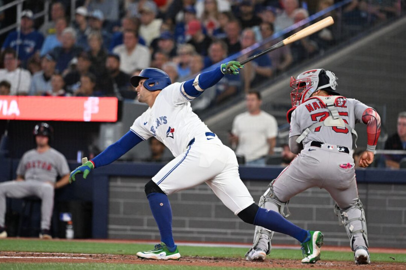Blue Jays Face Off Against Red Sox in High-Stakes Showdown