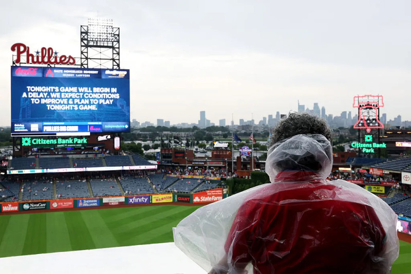 Blue Jays-Phillies Face Weather Delays
