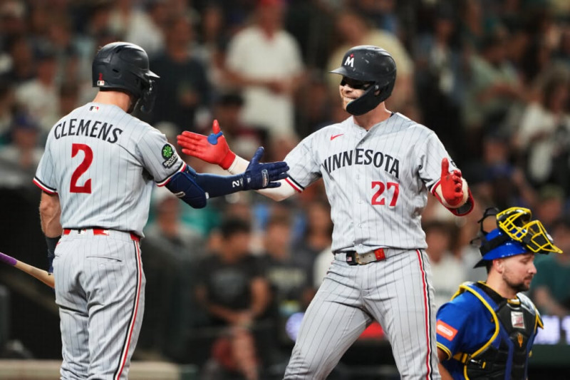 The Twins' Dominance Over the Braves: A Night of Redemption and Home Runs