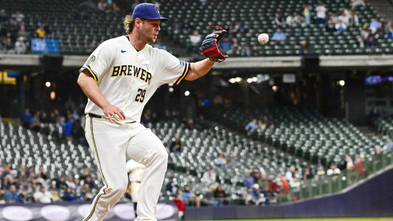Brewers Clash with Angels: Jake Bauers Leads the Charge on a Hot August Night in Anaheim