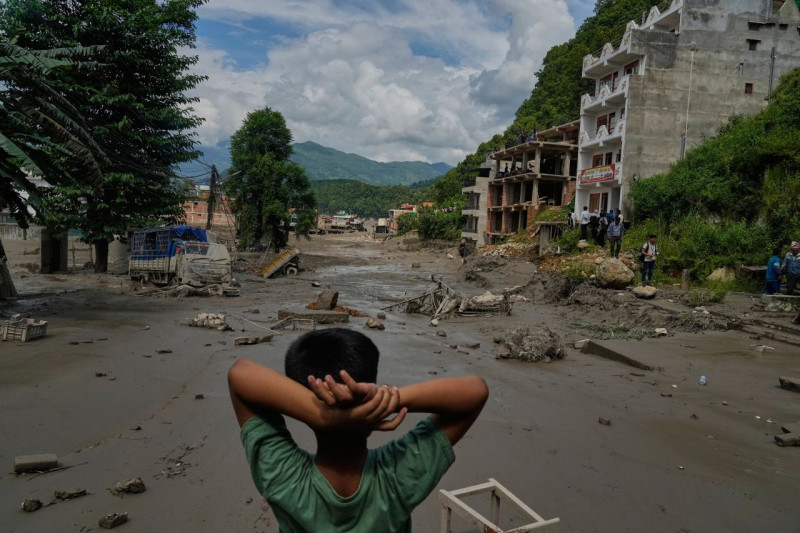 Catastrophic Nepal Flash Floods Leaves Death Toll Rising Near China Border