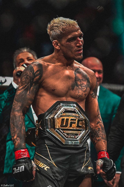 Charles Oliveira: A Pivotal Moment in the UFC Lightweight Division